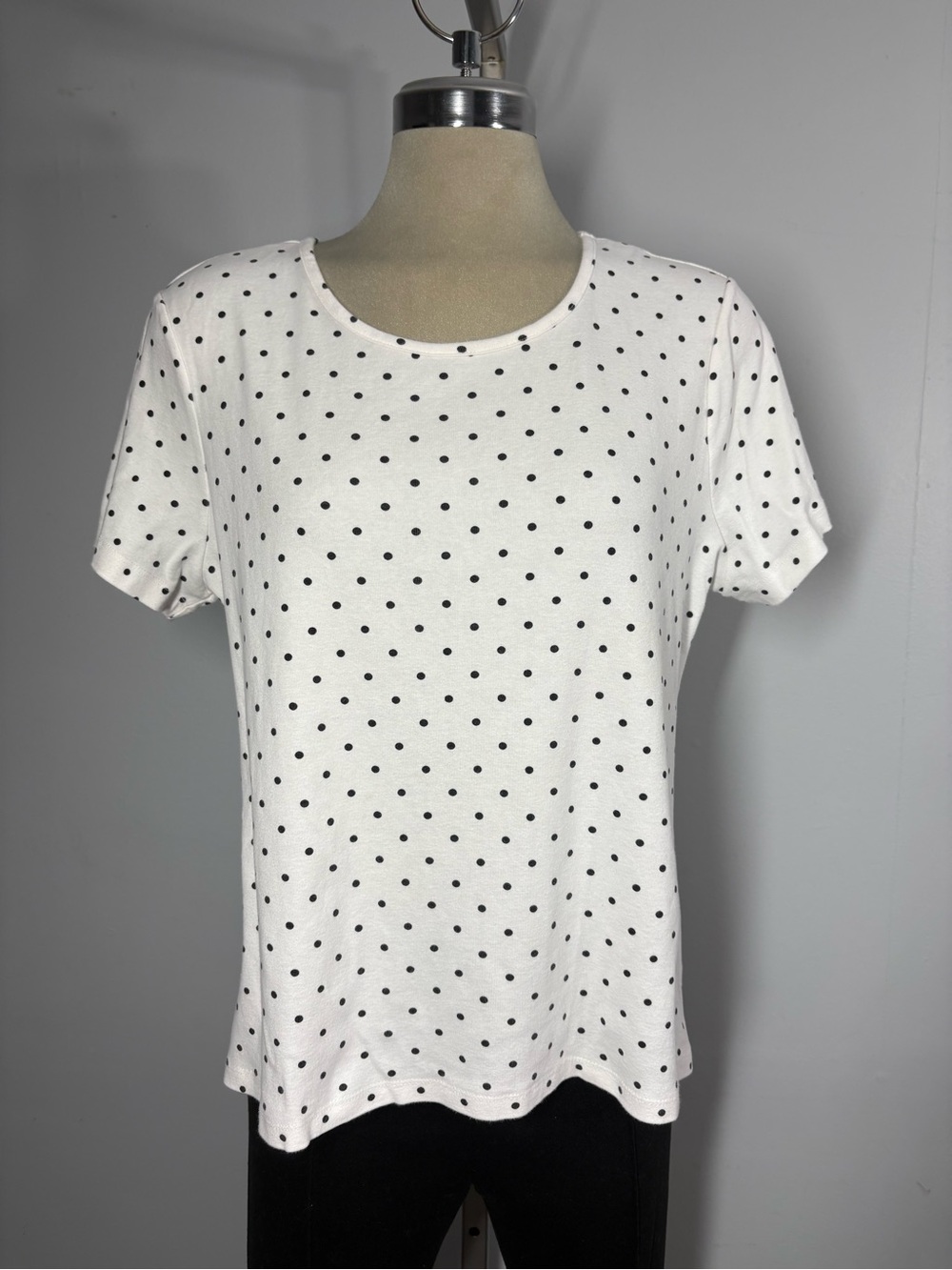 White Stag White Short Sleeve Tee with Black Polka Dots